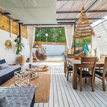 Villa Latrille - Piscine - Sauna - Jacuzzi 拉萨尔勒班 外观 照片