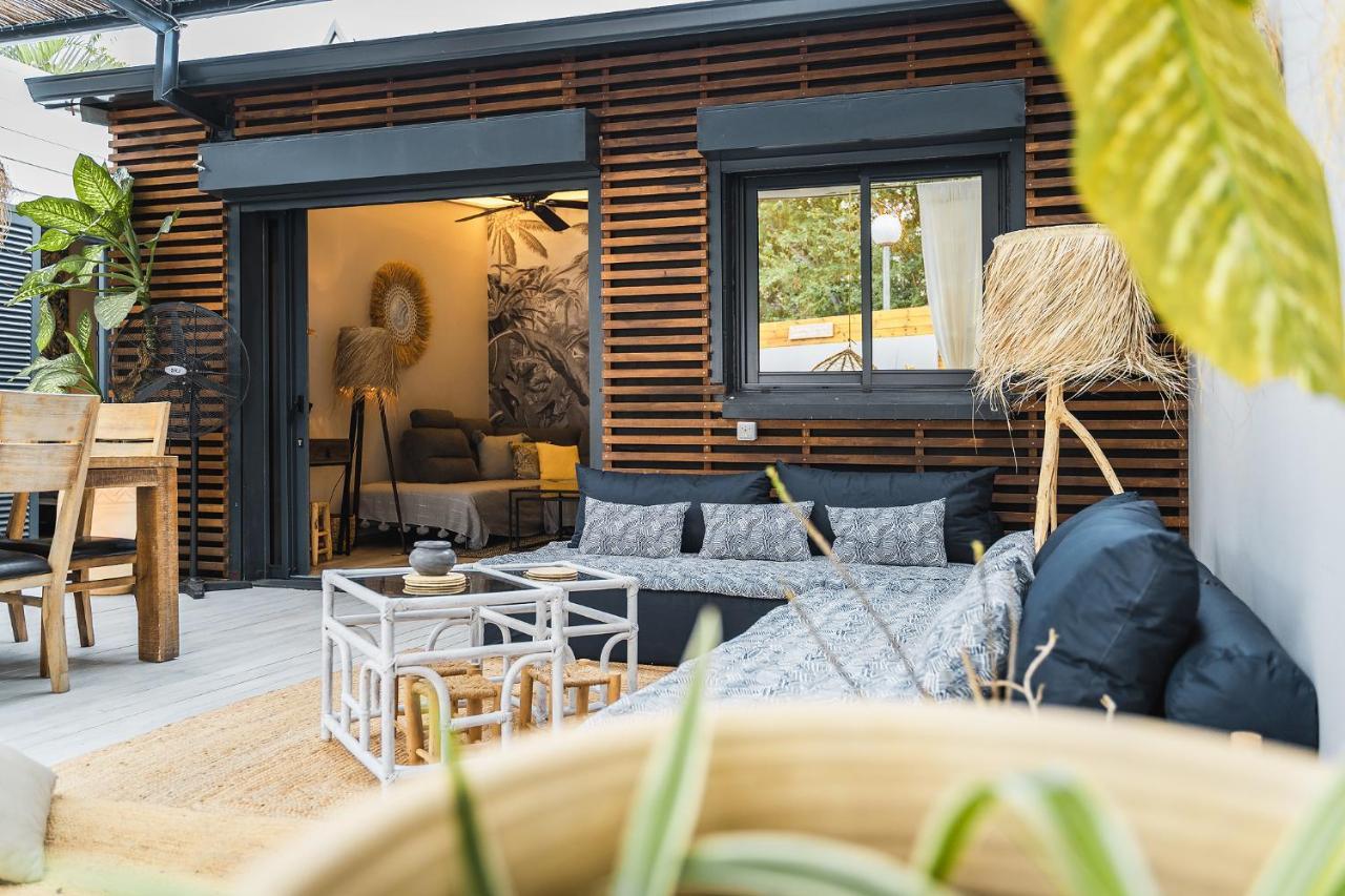Villa Latrille - Piscine - Sauna - Jacuzzi 拉萨尔勒班 外观 照片